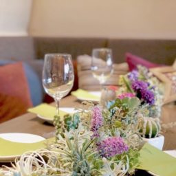 Hole Hole Cafe Diner 銀座店 ホレホレギンザ の店舗情報 パーティ会場 会費制 少人数結婚式ウェディングパーティーのエモパ エモーショナルパーティー Hole Hole Cafe Diner 銀座店 ホレホレギンザ の店舗情報 パーティ会場 会費制 少人数結婚式ウェディングパーティーのエモパ エモーショナルパーティー
