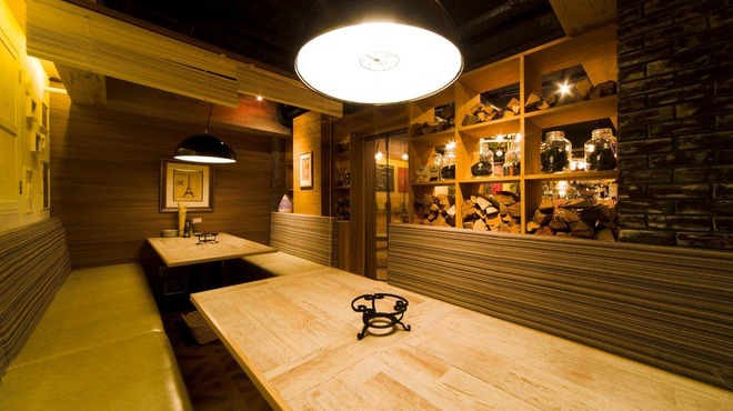 BAR TON