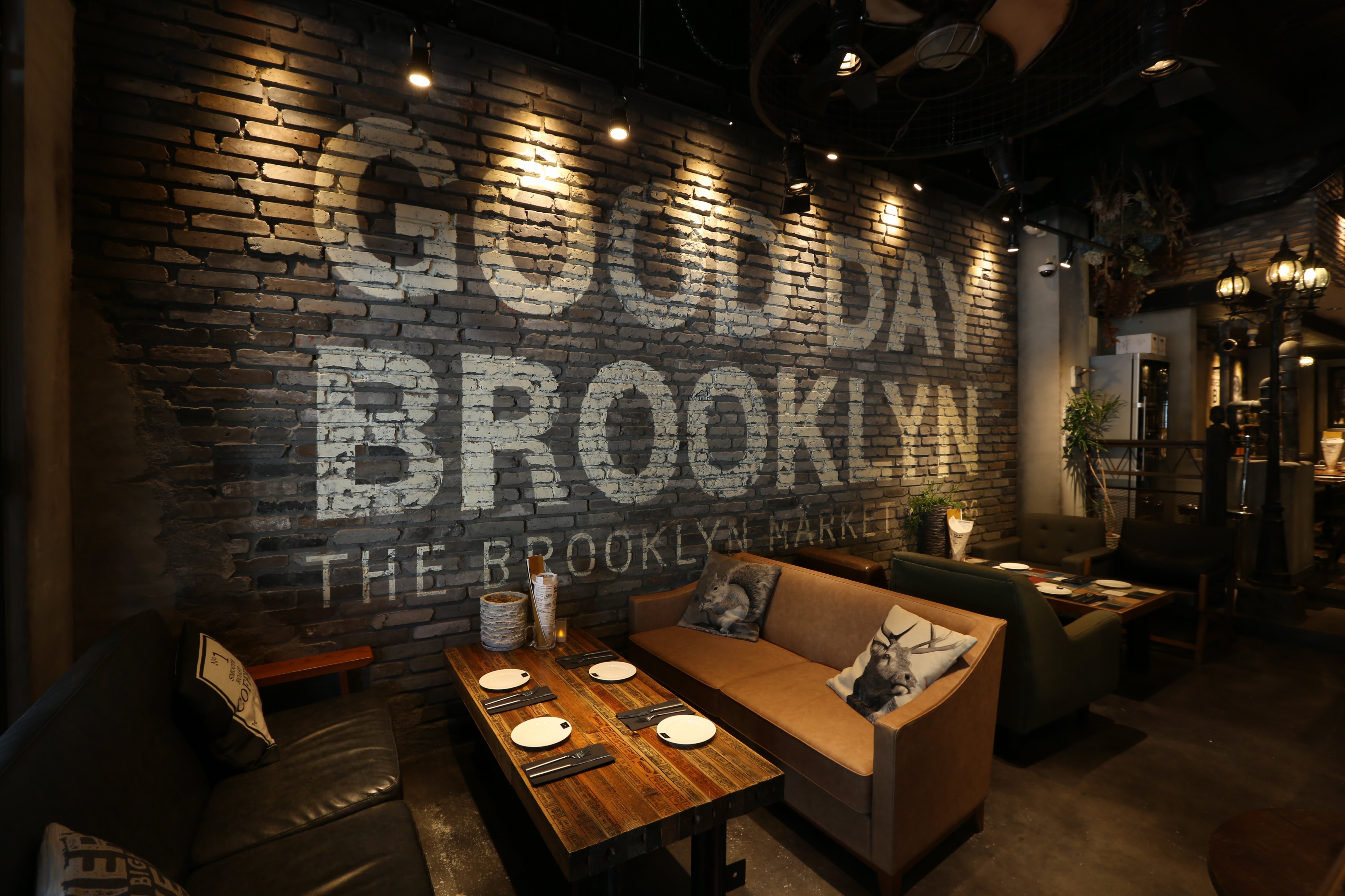 THE BROOKLYN MARKET